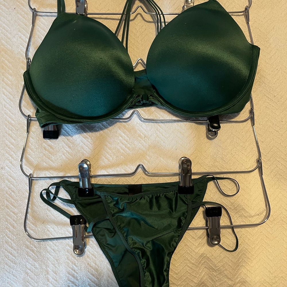 SET:  Beautiful green strapy Victoria Secrets, bra and panties.